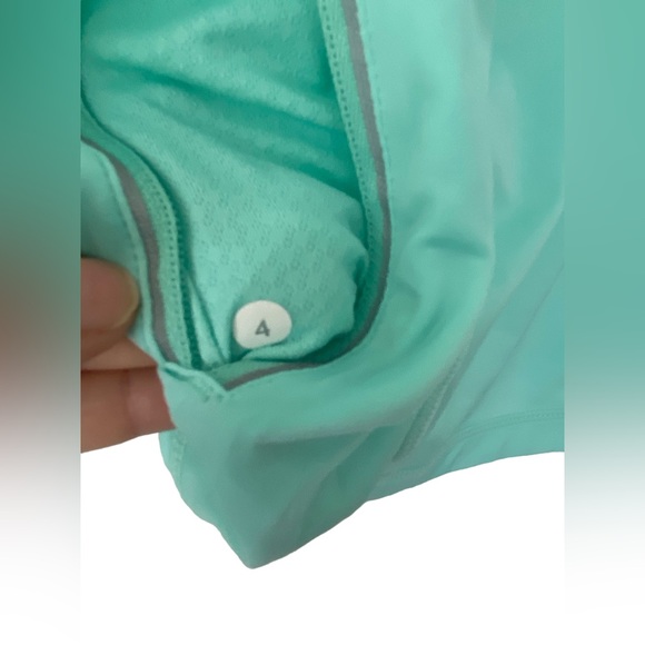 Lululemon Aqua Blue Top - Size 4 - Picture 6 of 8